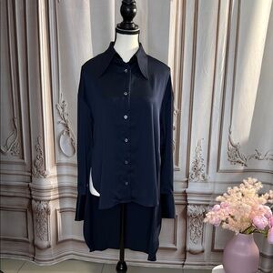 Deveaux Blue Notched Collar Oversized Button Down Shirt